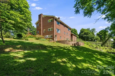 284 Chestnut Street Mars Hill NC 28754