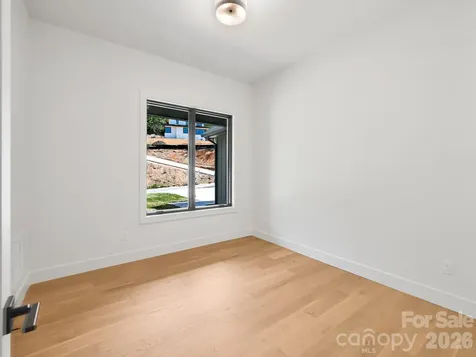 18 Erin Glen Court Fairview NC 28730