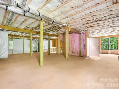 18 Erin Glen Court Fairview NC 28730
