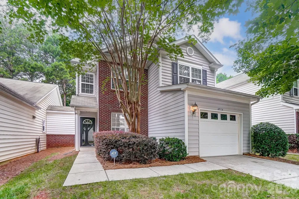 4914 Sunset Ridge Court Charlotte NC 28269