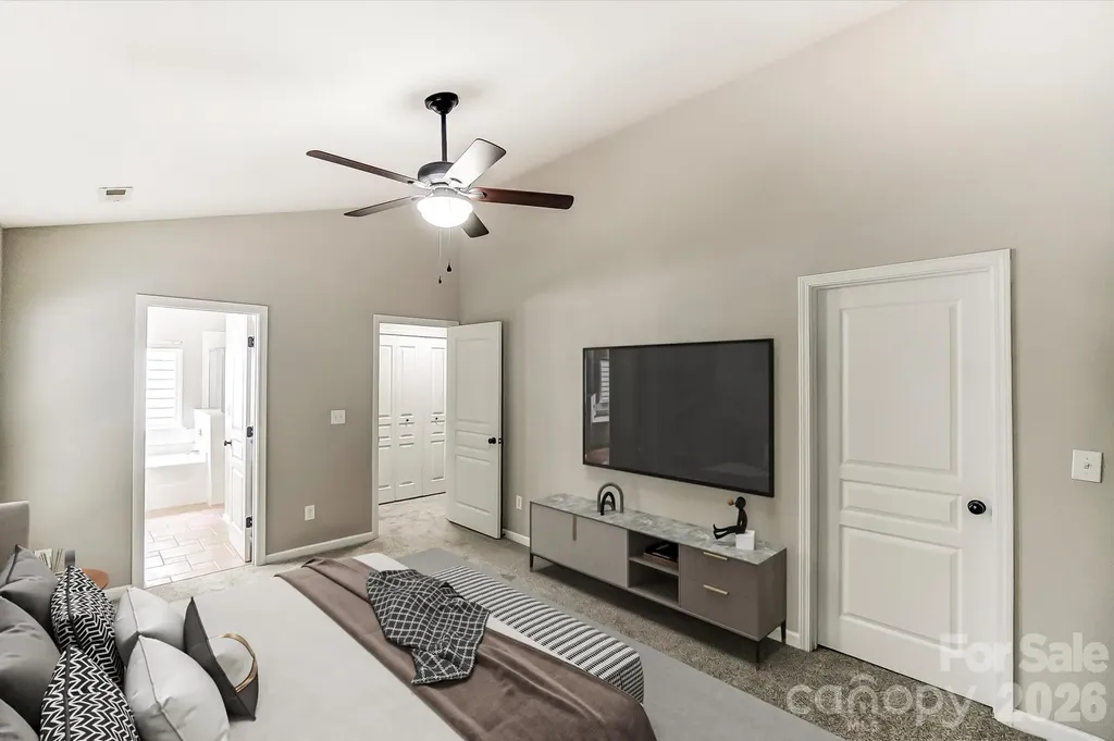 4914 Sunset Ridge Court Charlotte NC 28269