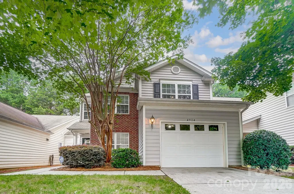 4914 Sunset Ridge Court Charlotte NC 28269