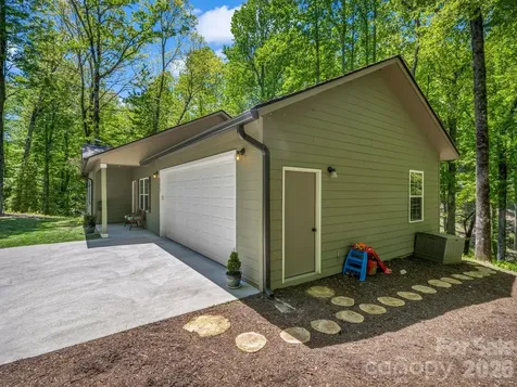 135 Half Moon Lane Brevard NC 28712