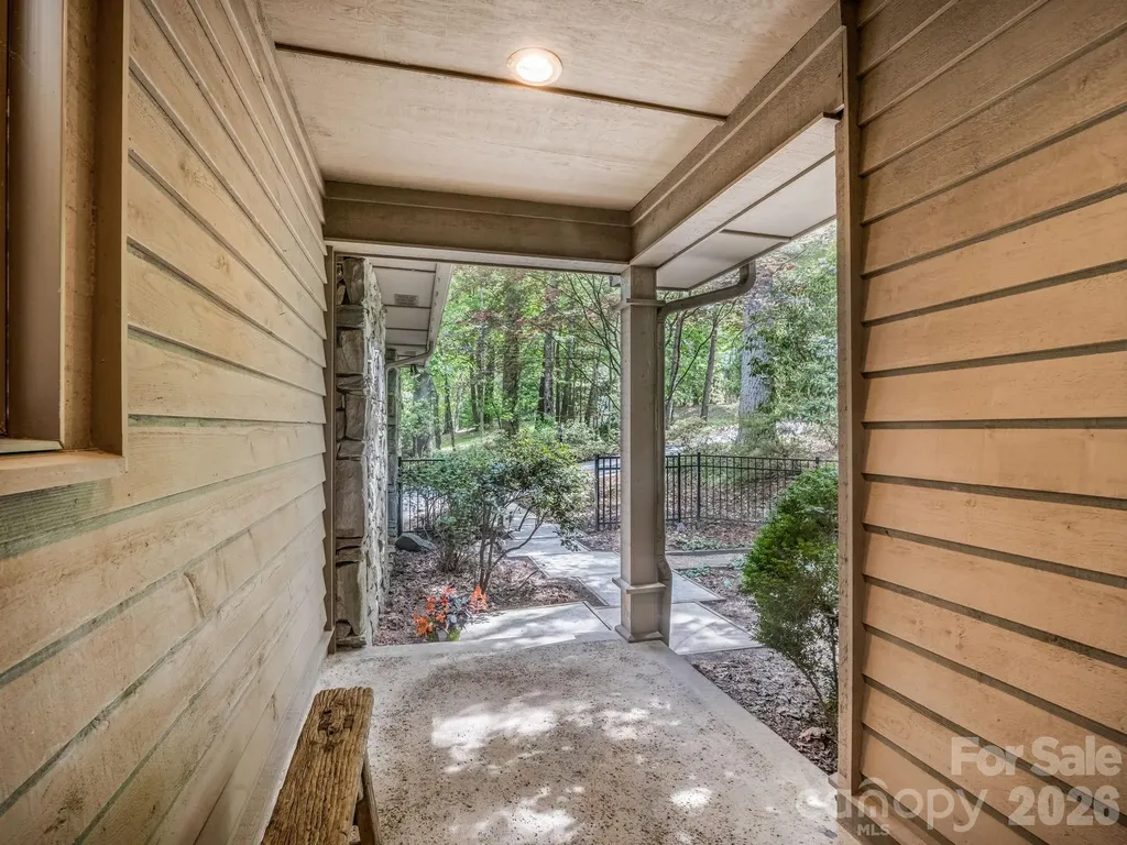 118 Timber Creek Road Hendersonville NC 28739