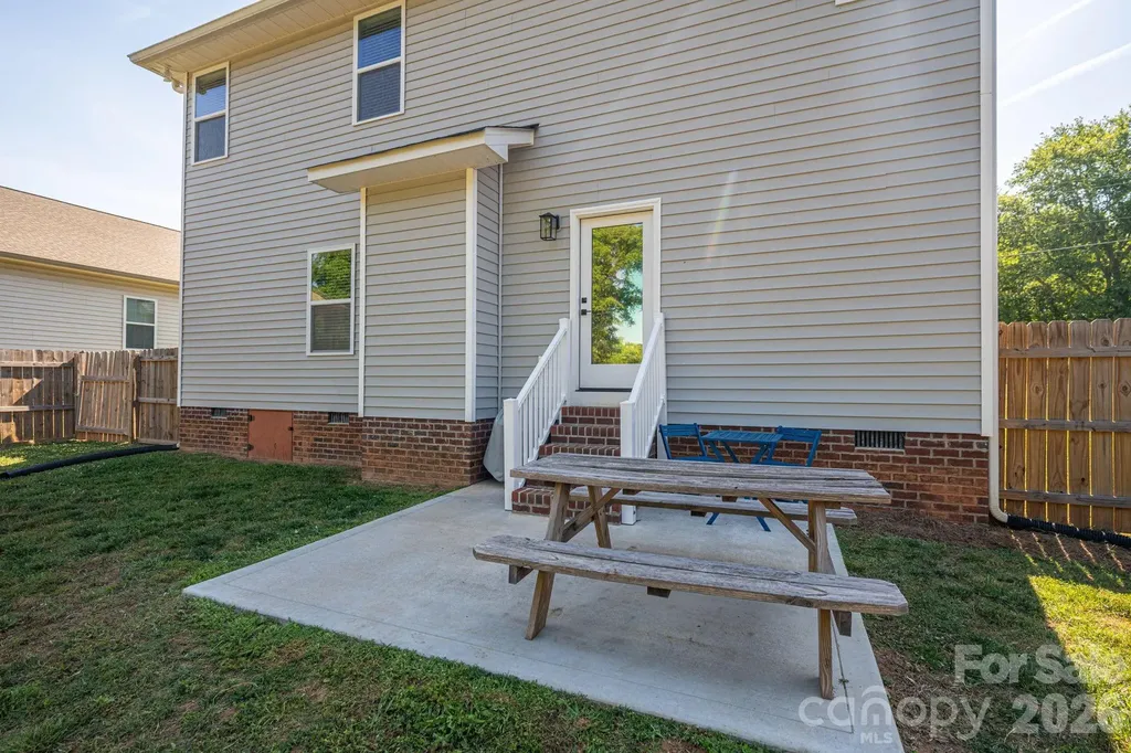 107 Hillcrest Street Shelby NC 28152