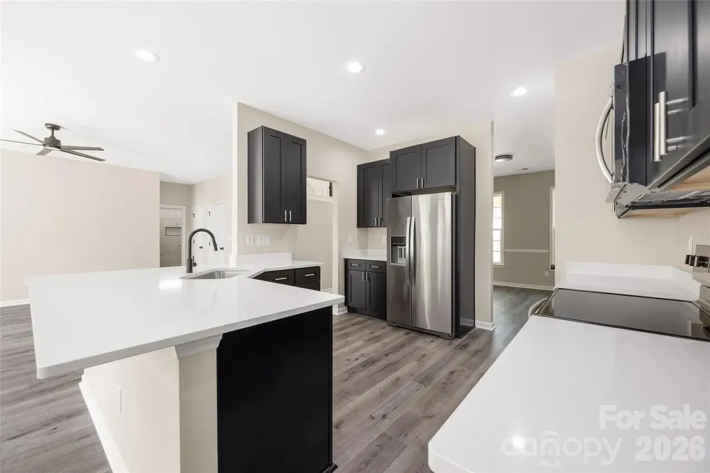 13834 Riding Hill Avenue Charlotte NC 28213
