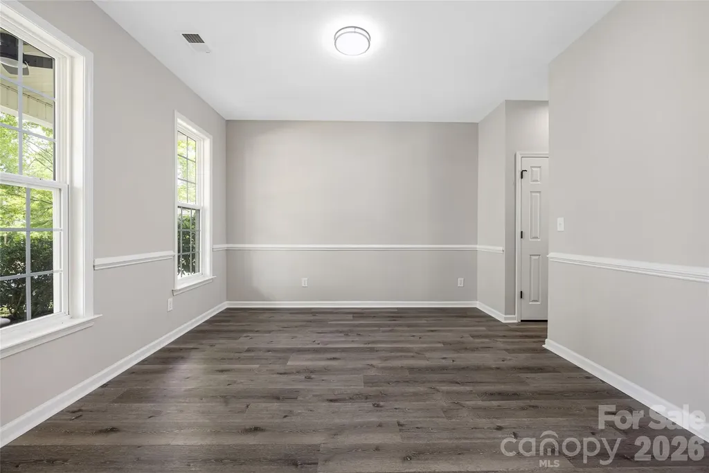 13834 Riding Hill Avenue Charlotte NC 28213