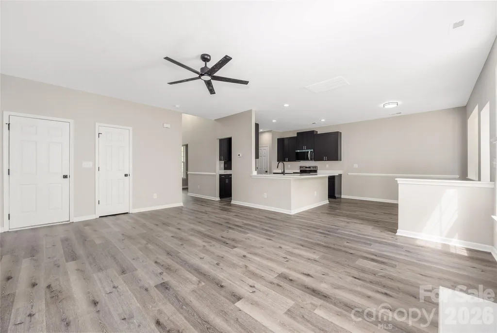13834 Riding Hill Avenue Charlotte NC 28213