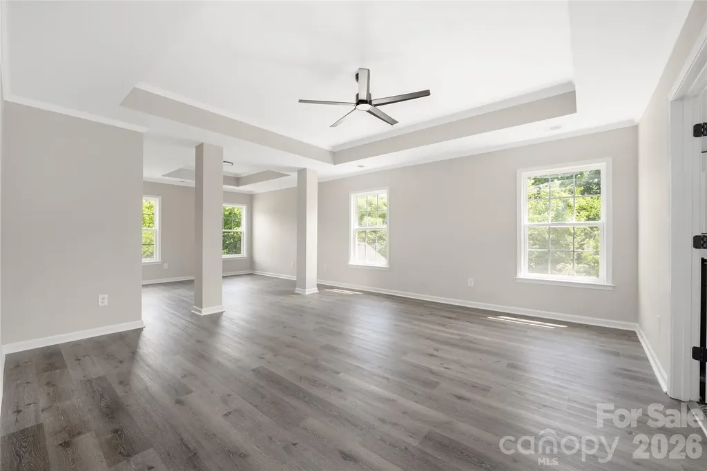 13834 Riding Hill Avenue Charlotte NC 28213