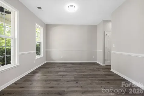 13834 Riding Hill Avenue Charlotte NC 28213