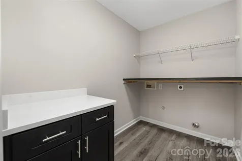 13834 Riding Hill Avenue Charlotte NC 28213