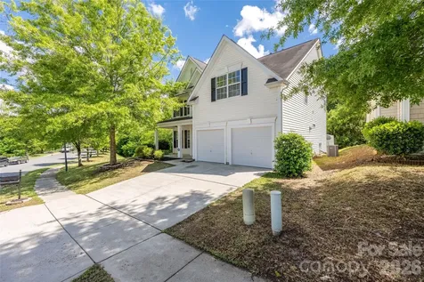 13834 Riding Hill Avenue Charlotte NC 28213