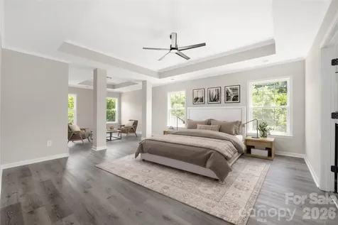 13834 Riding Hill Avenue Charlotte NC 28213