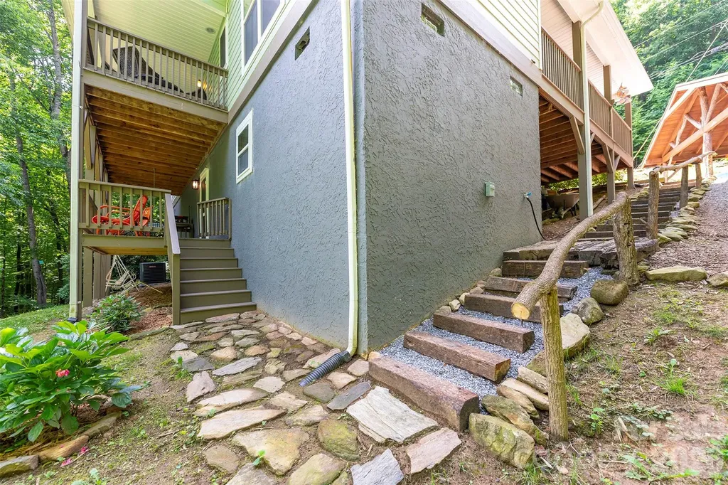 78 Spellbound Road Waynesville NC 28785