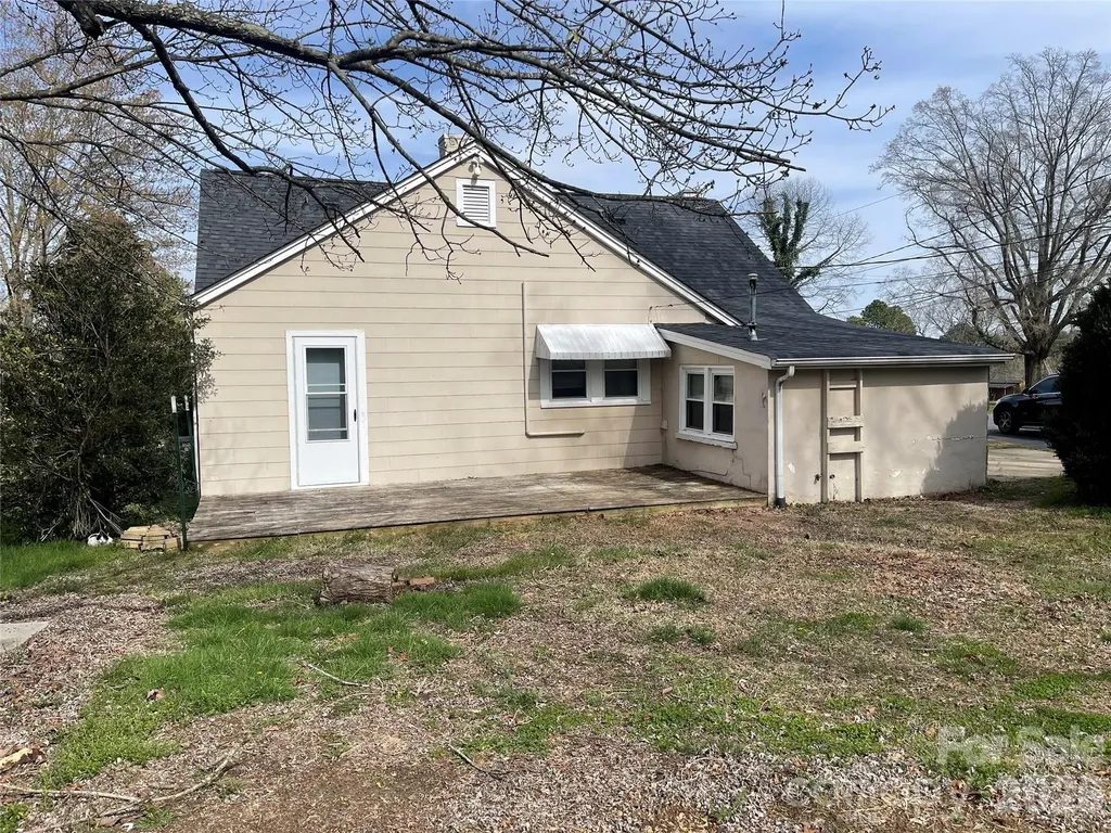 2490 Connelly Springs Road Granite Falls NC 28630