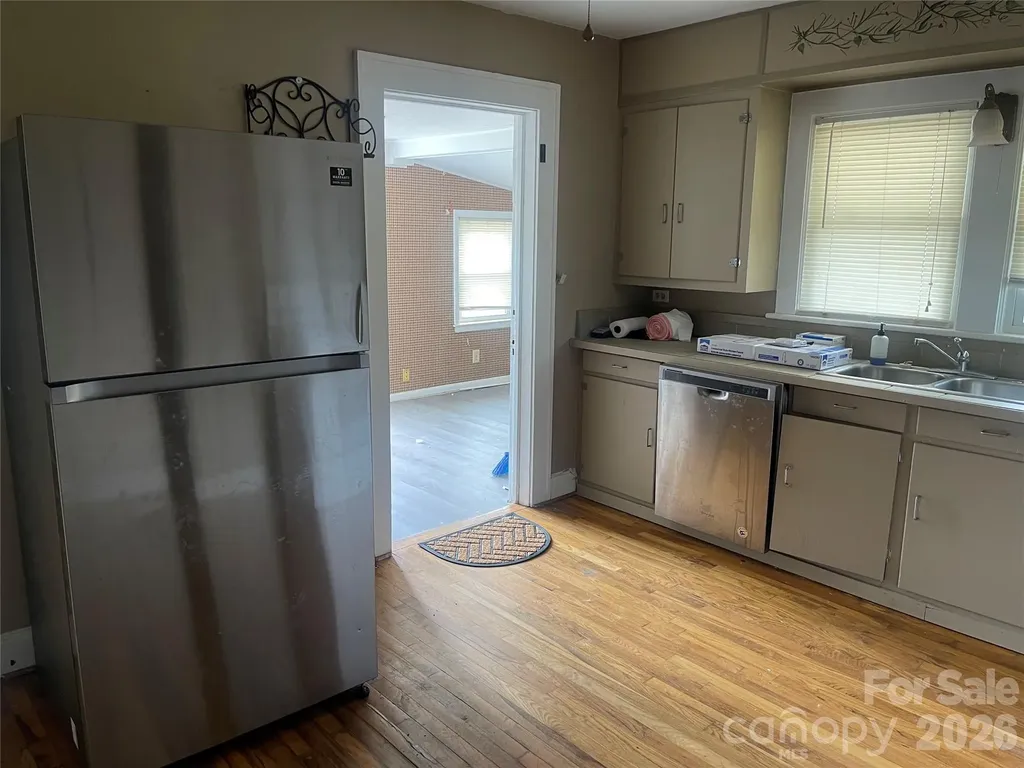 2490 Connelly Springs Road Granite Falls NC 28630
