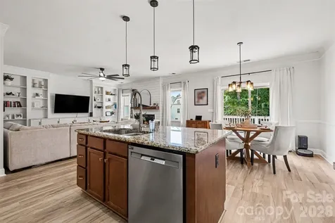 10248 Withers Road Charlotte NC 28278