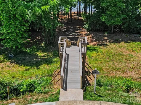 10248 Withers Road Charlotte NC 28278