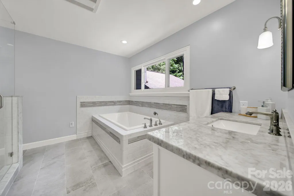 11510 Gelding Drive Charlotte NC 28215