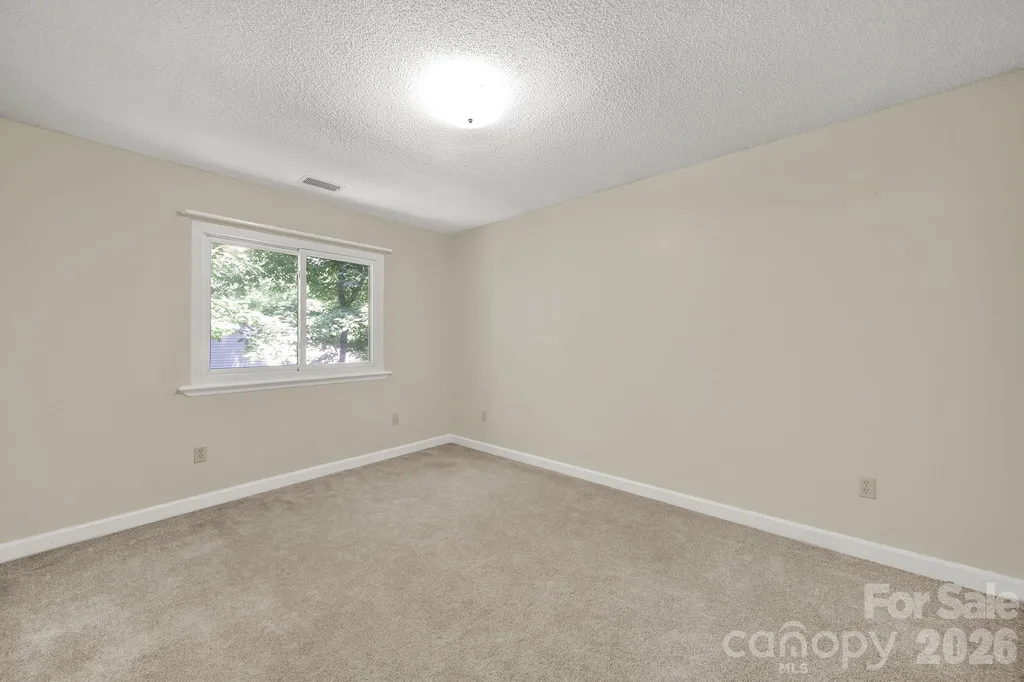 11510 Gelding Drive Charlotte NC 28215