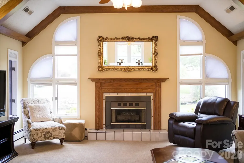 8 Scenic View Road Weaverville NC 28787