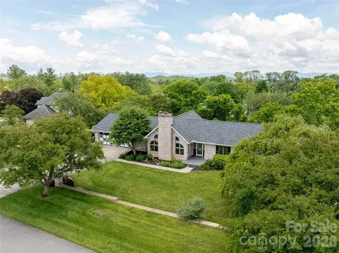 8 Scenic View Road Weaverville NC 28787