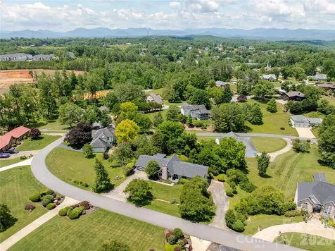 8 Scenic View Road Weaverville NC 28787