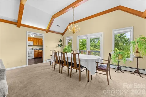 8 Scenic View Road Weaverville NC 28787