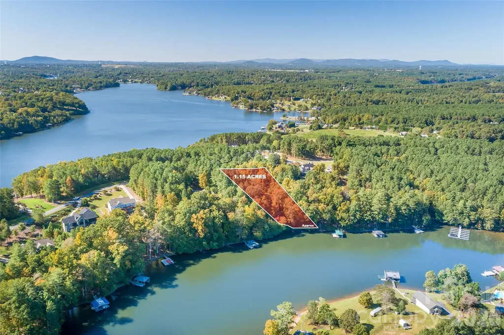 6128 Plantation Pointe Drive Granite Falls NC 28630