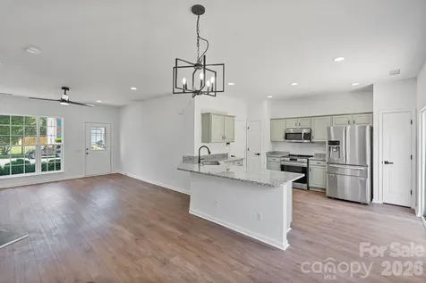 10410 Roundleaf Drive Charlotte NC 28213