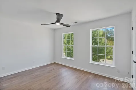 10410 Roundleaf Drive Charlotte NC 28213