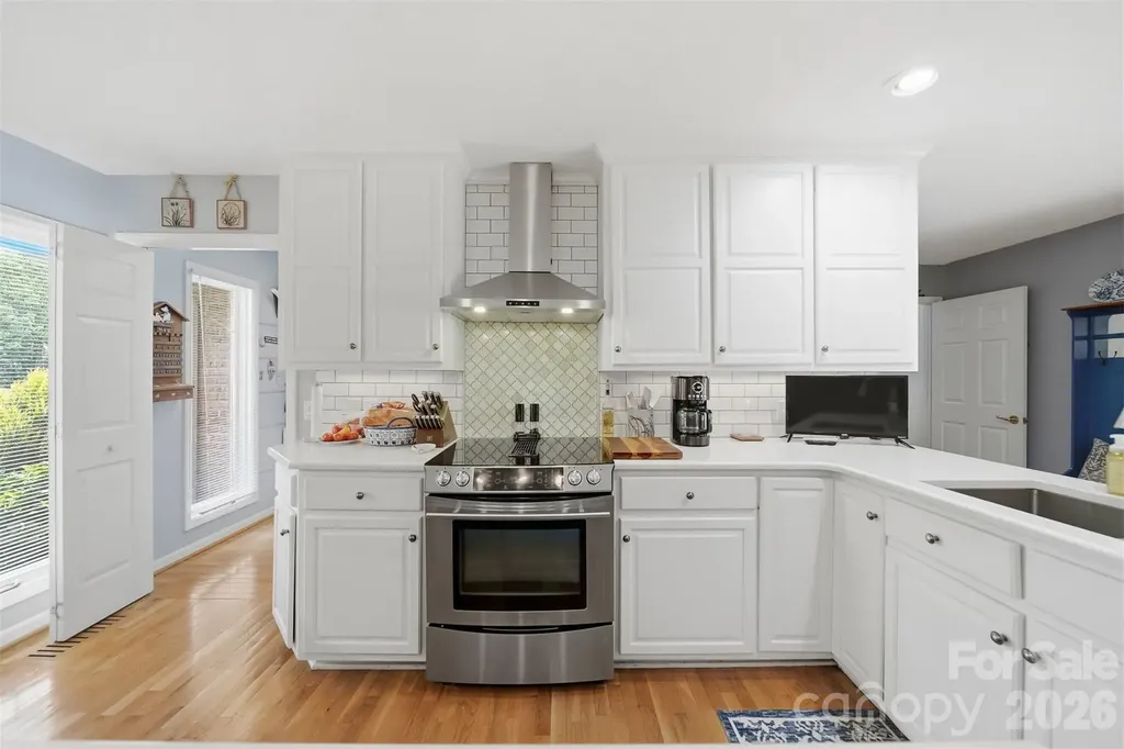 3650 Foxboro Lane NE Hickory NC 28601