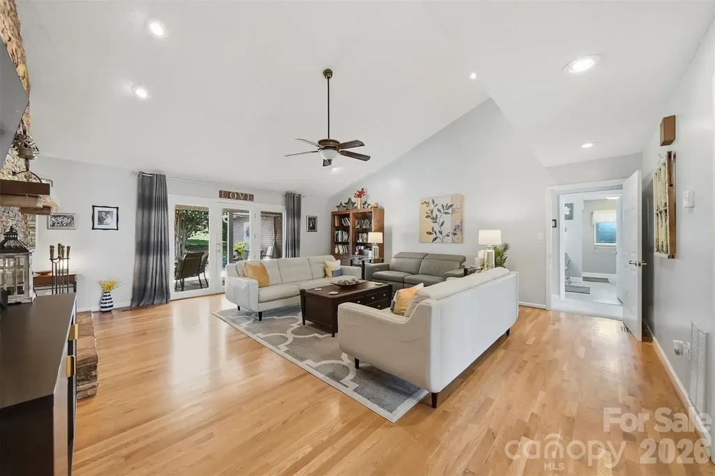 3650 Foxboro Lane NE Hickory NC 28601