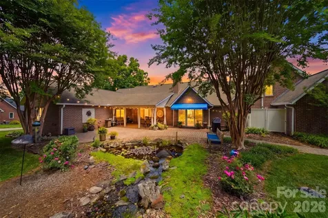 3650 Foxboro Lane NE Hickory NC 28601