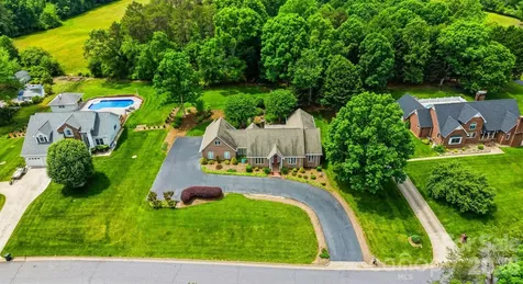 3650 Foxboro Lane NE Hickory NC 28601
