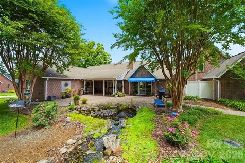 3650 Foxboro Lane NE Hickory NC 28601