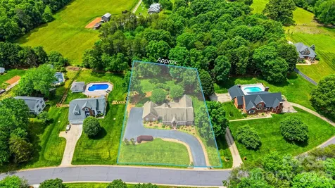 3650 Foxboro Lane NE Hickory NC 28601