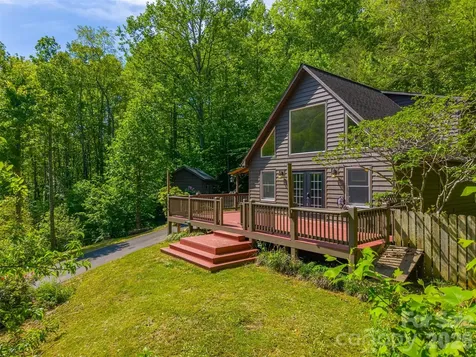 110 Wyoming Drive Sylva NC 28779