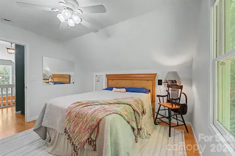 110 Wyoming Drive Sylva NC 28779