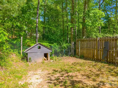 110 Wyoming Drive Sylva NC 28779