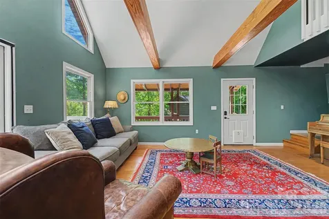 110 Wyoming Drive Sylva NC 28779