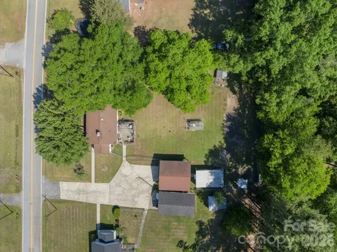 1599 Hillcrest Avenue Lancaster SC 29720