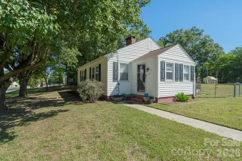 1599 Hillcrest Avenue Lancaster SC 29720