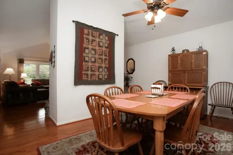 104 Richards Drive Hendersonville NC 28792