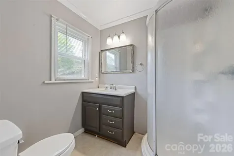 48 Medford Avenue Waynesville NC 28786