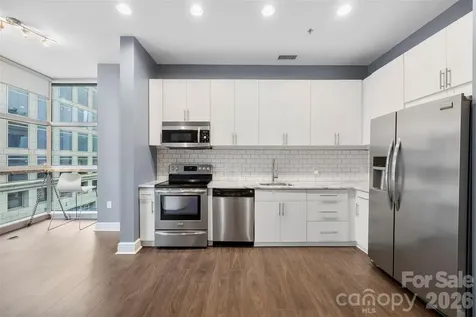 333 W Trade Street Charlotte NC 28202