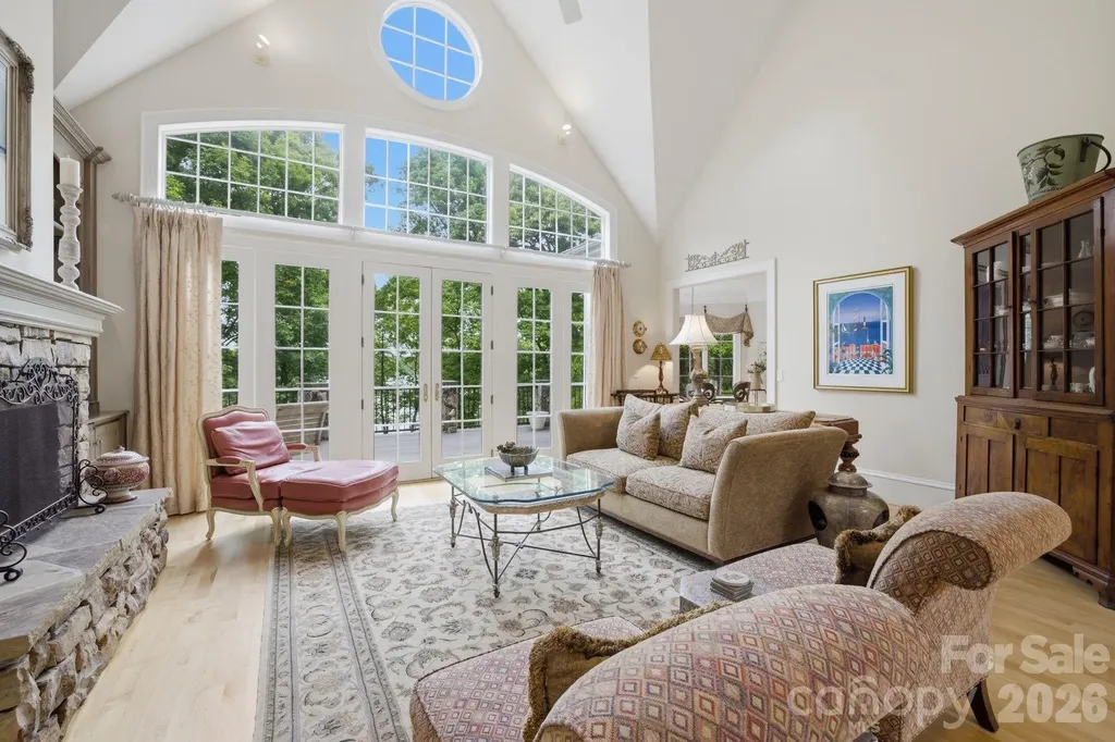 191 Porters Glen New London NC 28127