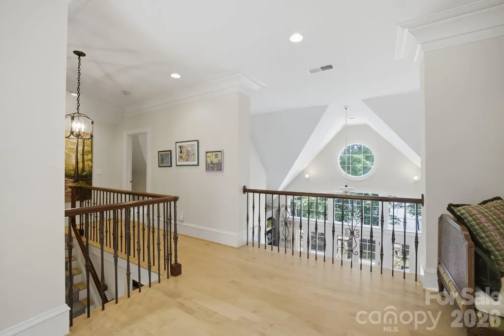 191 Porters Glen New London NC 28127