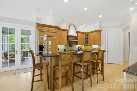 191 Porters Glen New London NC 28127