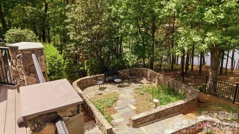 191 Porters Glen New London NC 28127